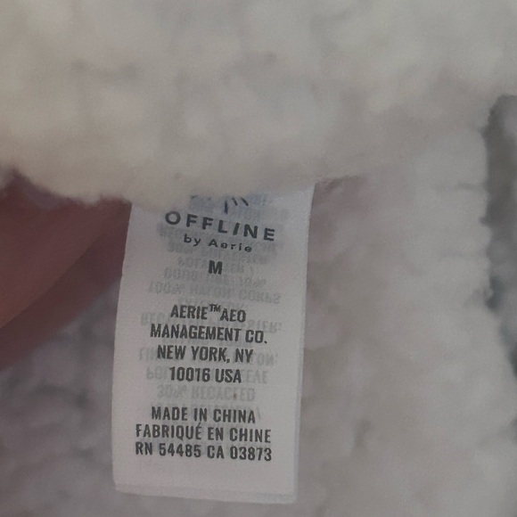 Offline by Aerie Medium Women’s Black Quilted Bomber Jacket - Picture 7 of 9